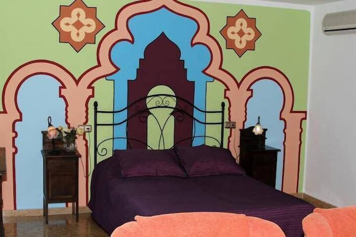 Room 16 of 54