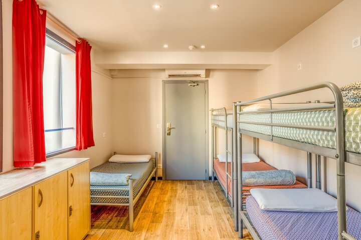 Room 20 of 66