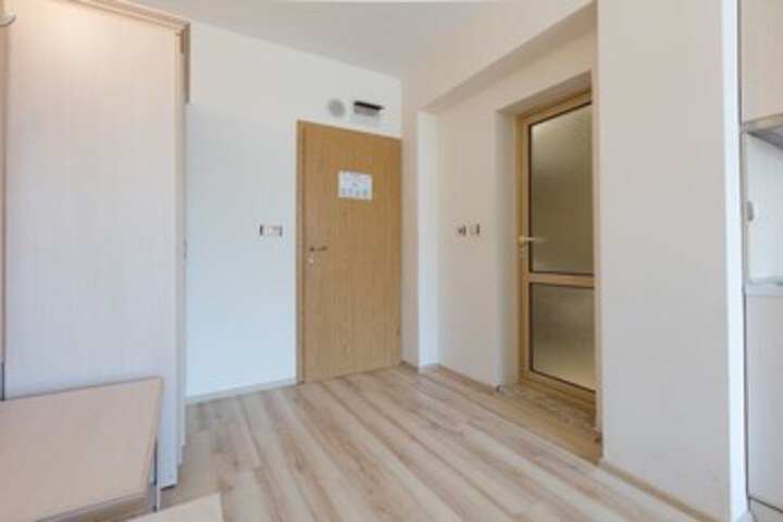 Room 14 of 21