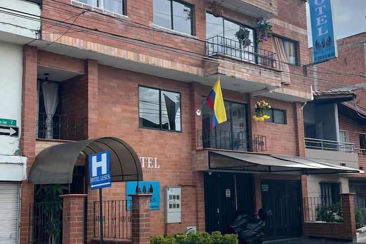 HOTEL LESUS in Medellín