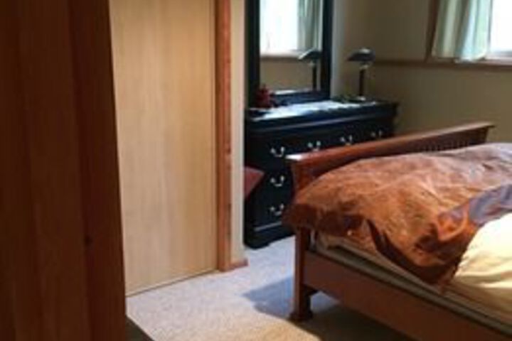 Room 7 of 13