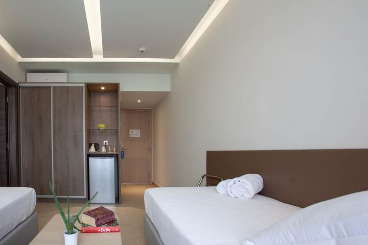 Room 18 of 78