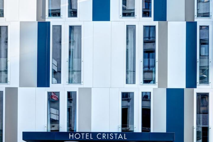 Hotel 27 of 31