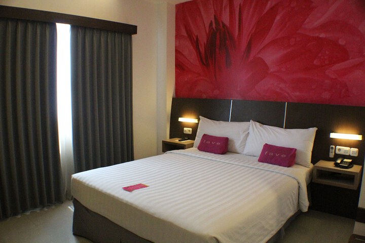 Room 6 of 43