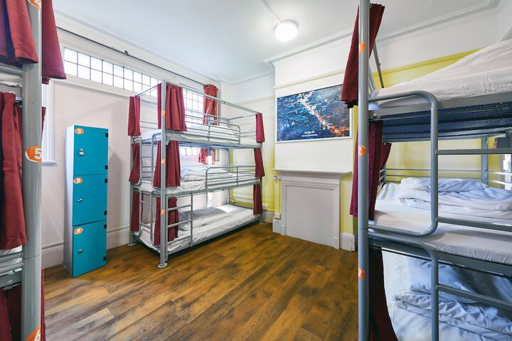 Room 22 of 79