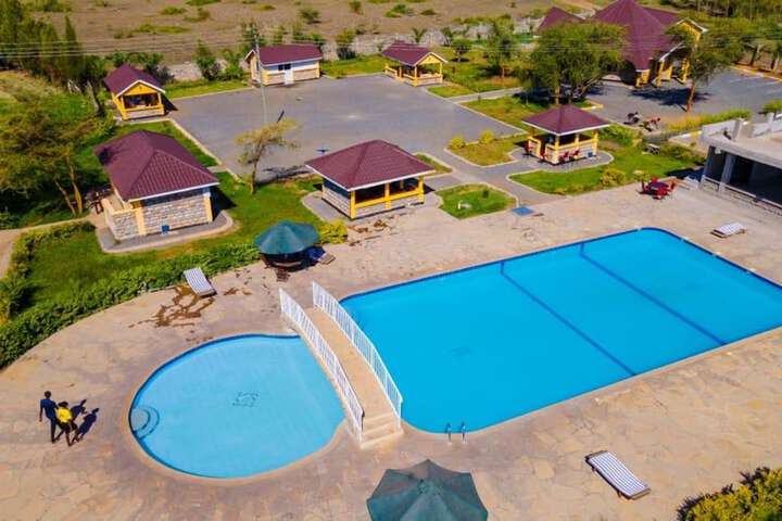 Pool 23 of 31