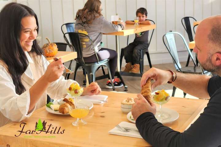 Breakfast/Coffee Service 40 of 57