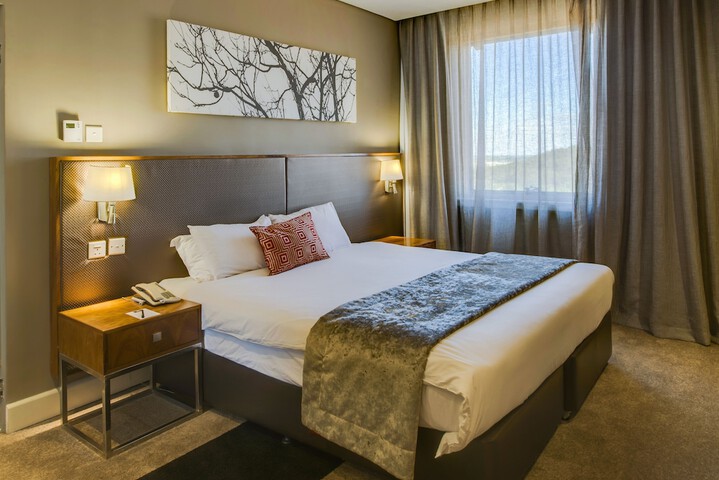 Room 7 of 74