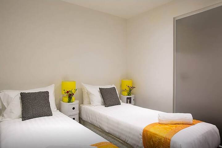 Room 20 of 73