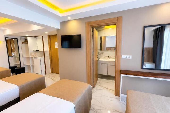 Room 78 of 123