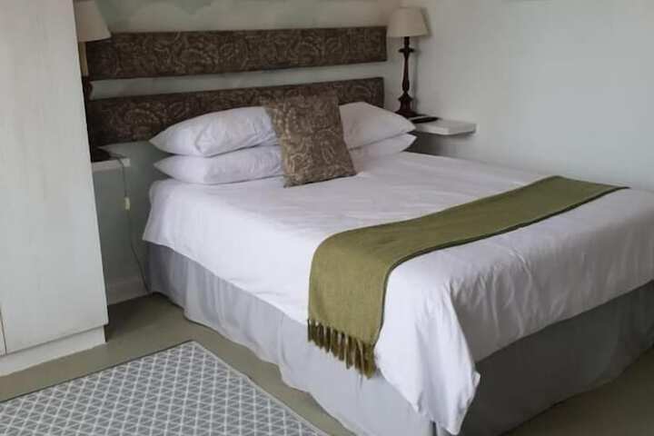 Room 17 of 47