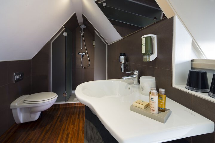 Bathroom Interior Photo