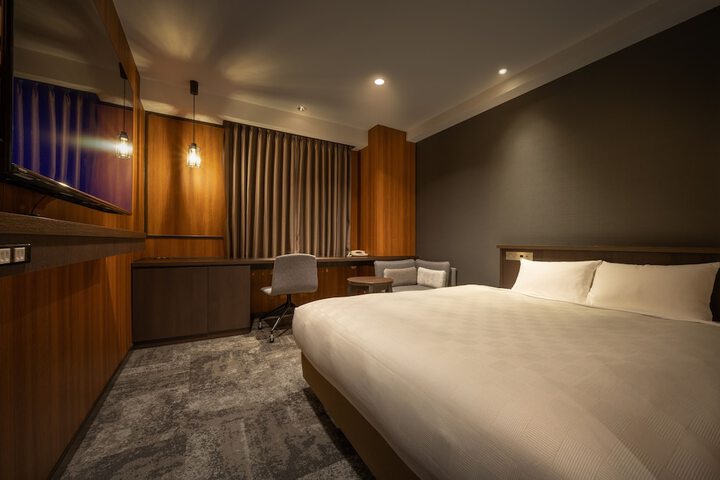 Room 7 of 22