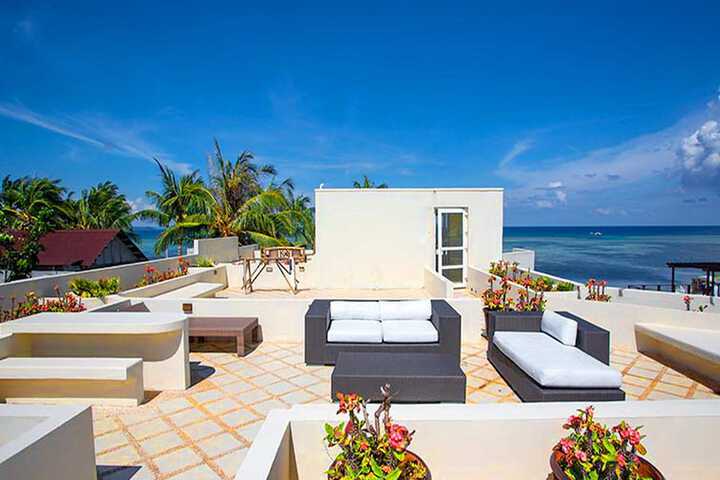 Terrace/Patio 204 of 208