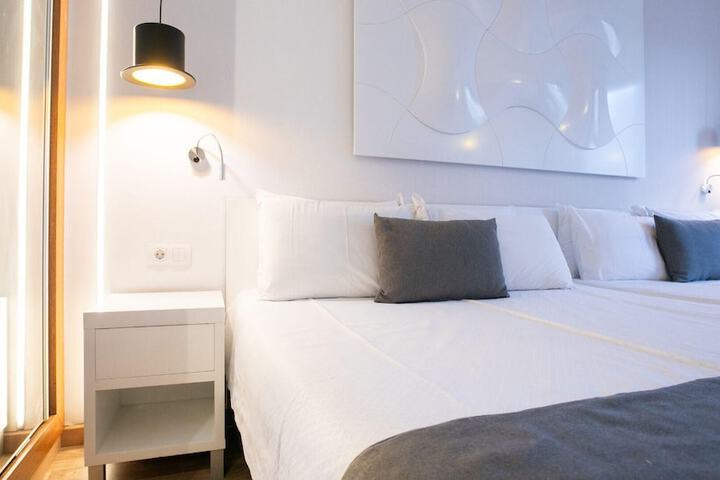 Room 40 of 70