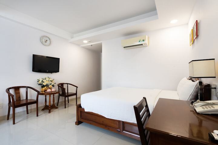 Room 5 of 21