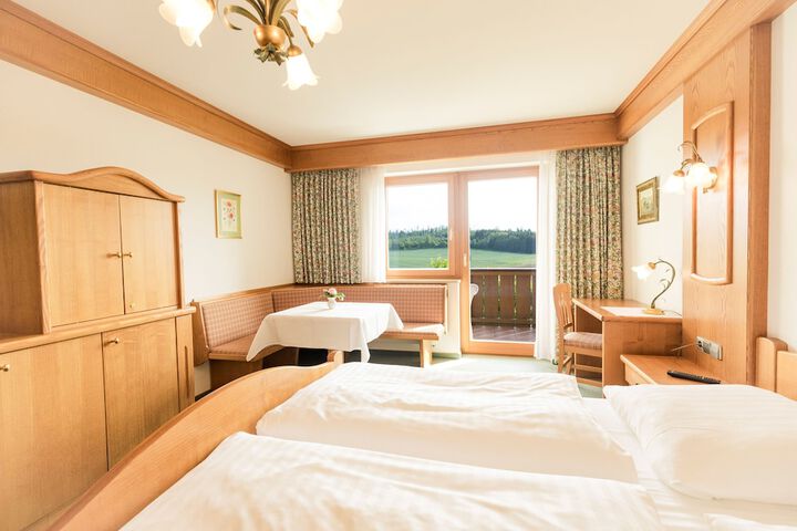 Room 14 of 46