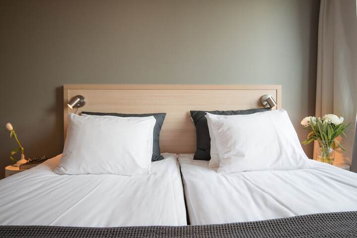 Room 50 of 97