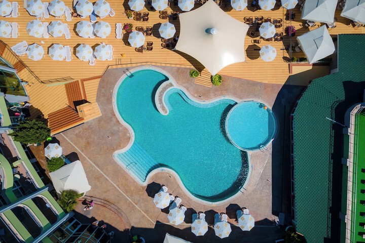 Pool 55 of 117
