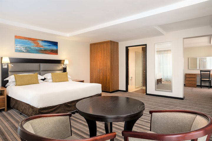 Room 30 of 112