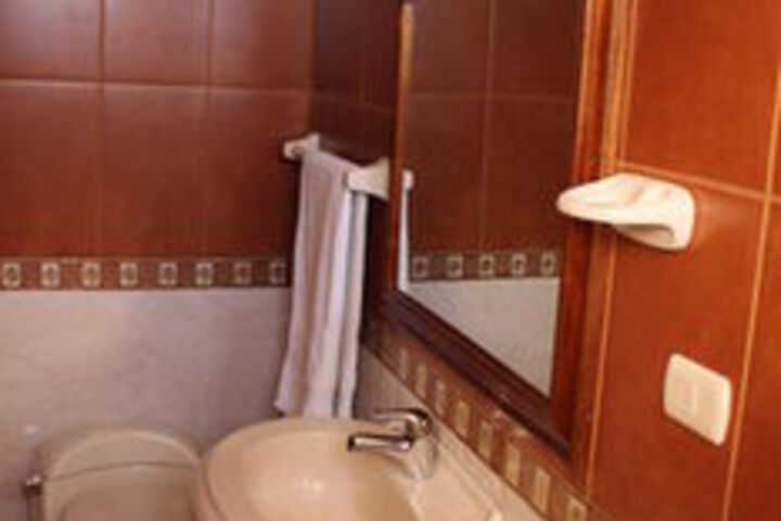 Room 5 of 34