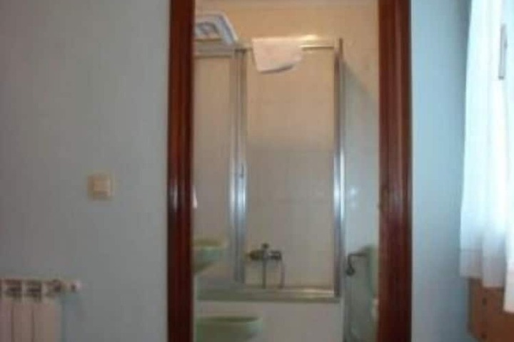 Room 7 of 7