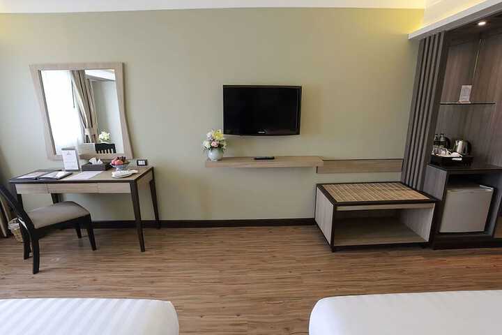 Room amenity