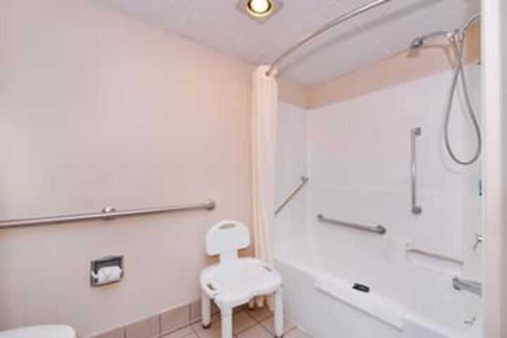 Room 4 of 46