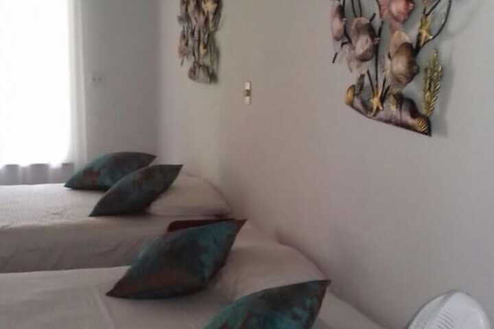 Room 20 of 48