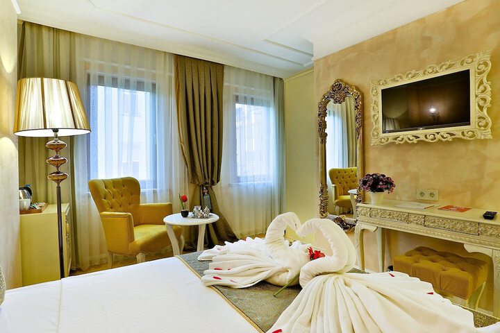Room 45 of 70
