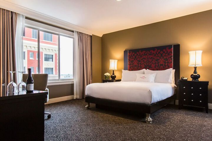 Room 20 of 36