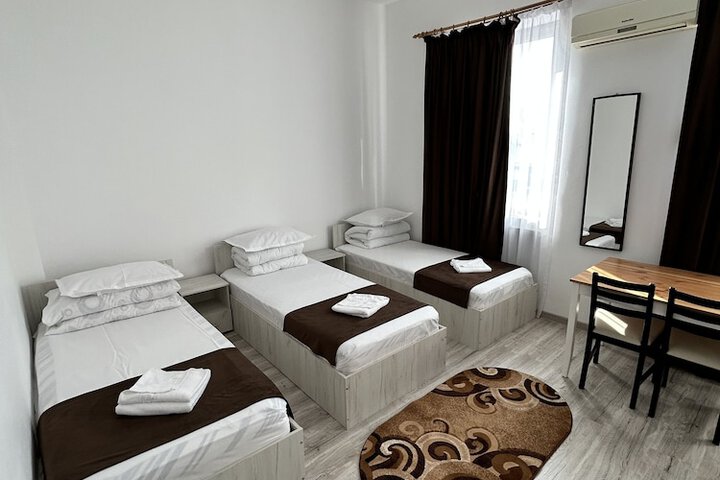 Room 14 of 39