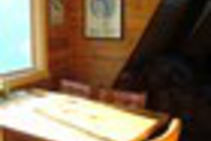 Dining 41 of 54