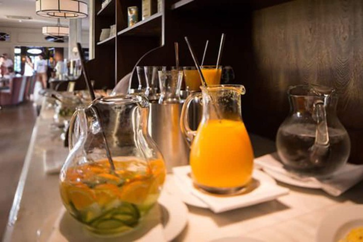 Breakfast/Coffee Service 37 of 71