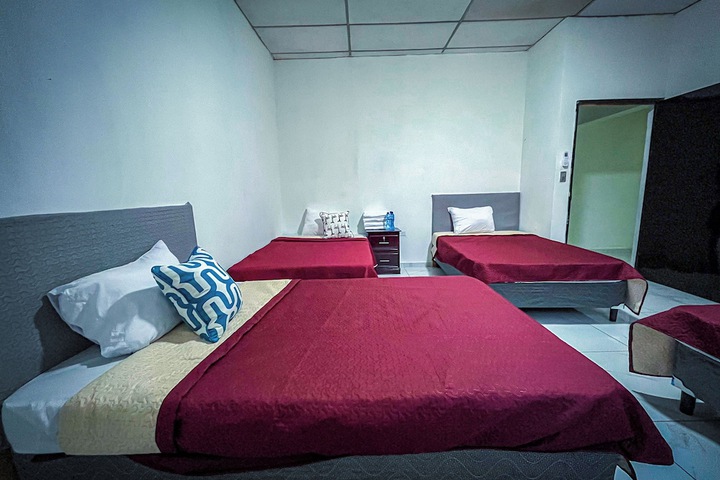 Room 4 of 14