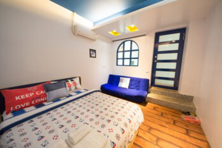 Room 28 of 29