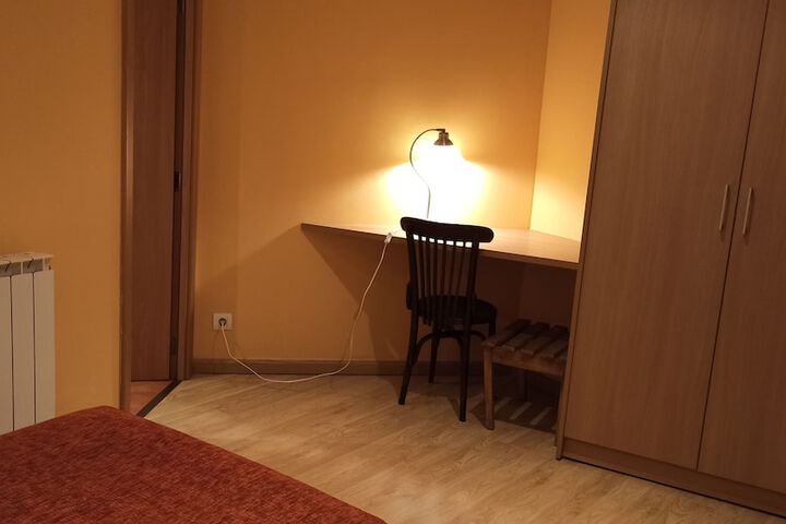 Room 15 of 40