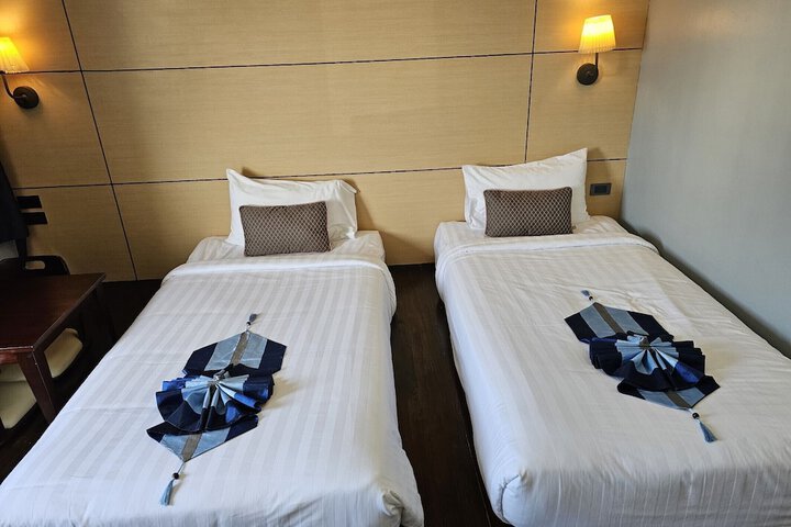 Room 30 of 133