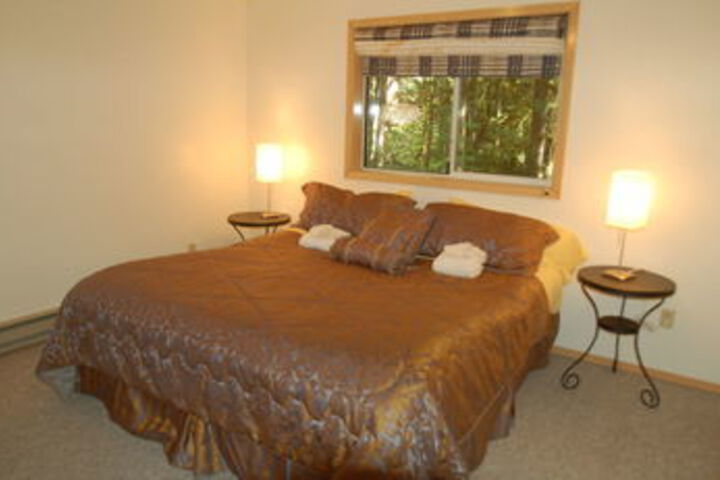 Room 206 of 697