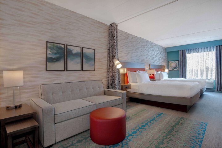 Room 12 of 37