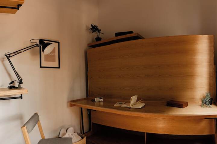 Room 21 of 50