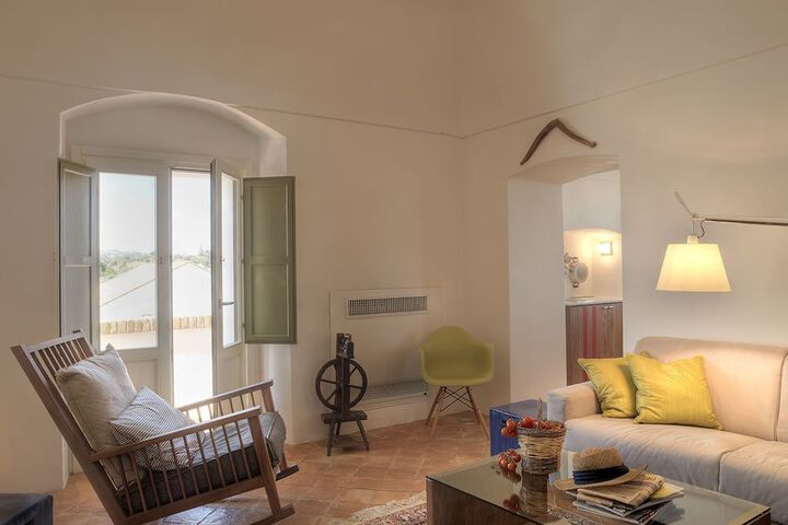 Room 10 of 20