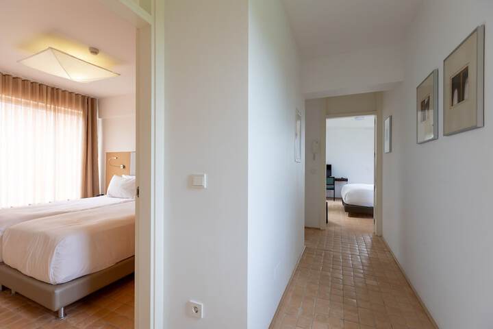 Room 19 of 188