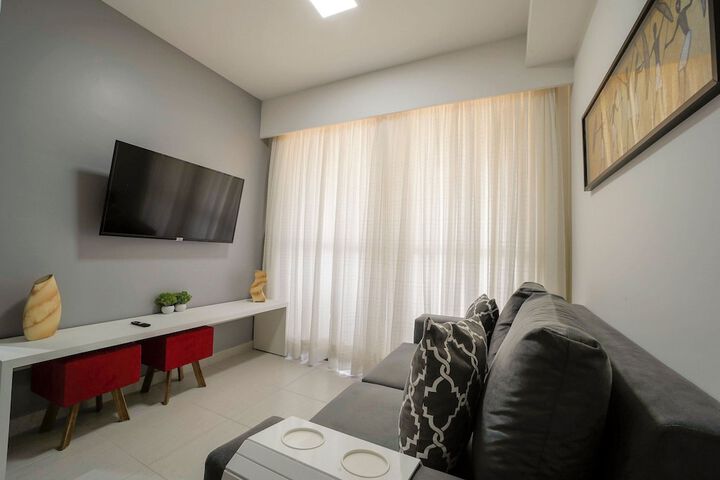 Room 13 of 42