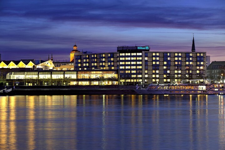 Hotel 125 of 130