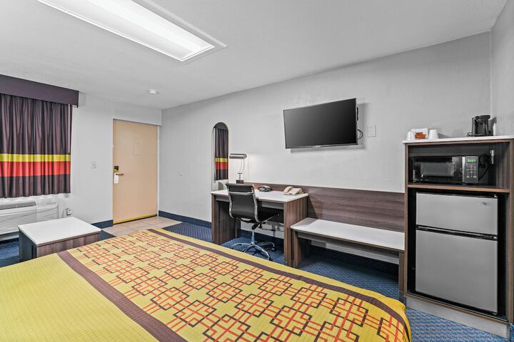 Room 16 of 88