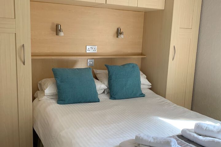 Room 7 of 24