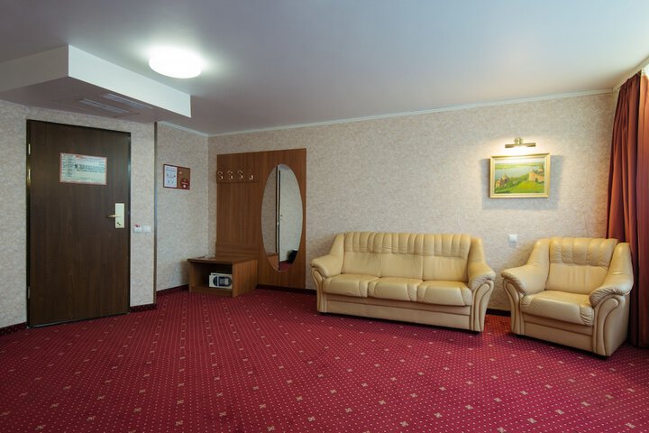 Room 22 of 49