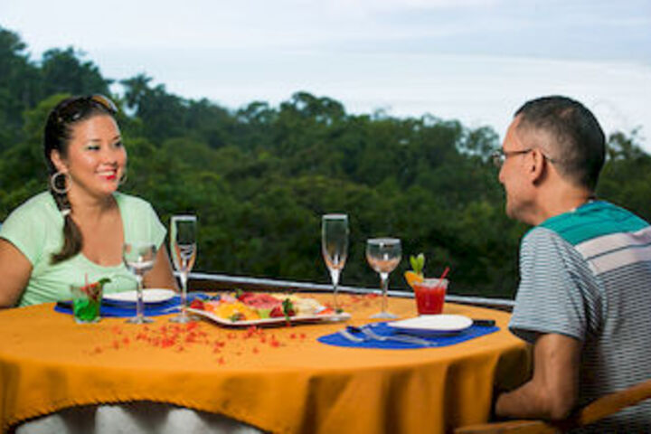 Dining 5 of 27