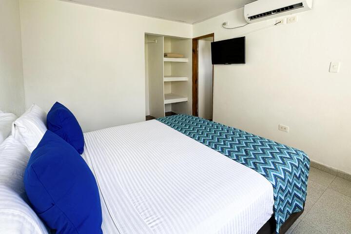 Room 15 of 41